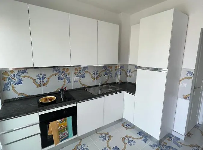 Torre Dell'Orso Home 公寓 *